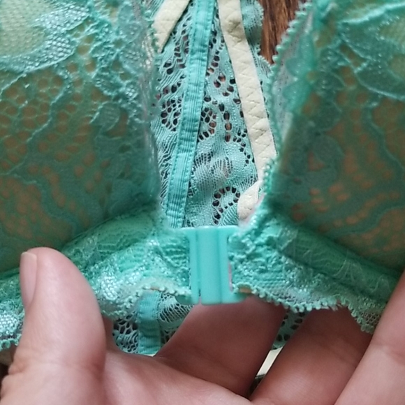 Lace Racerback Bra - Picture 7 of 8